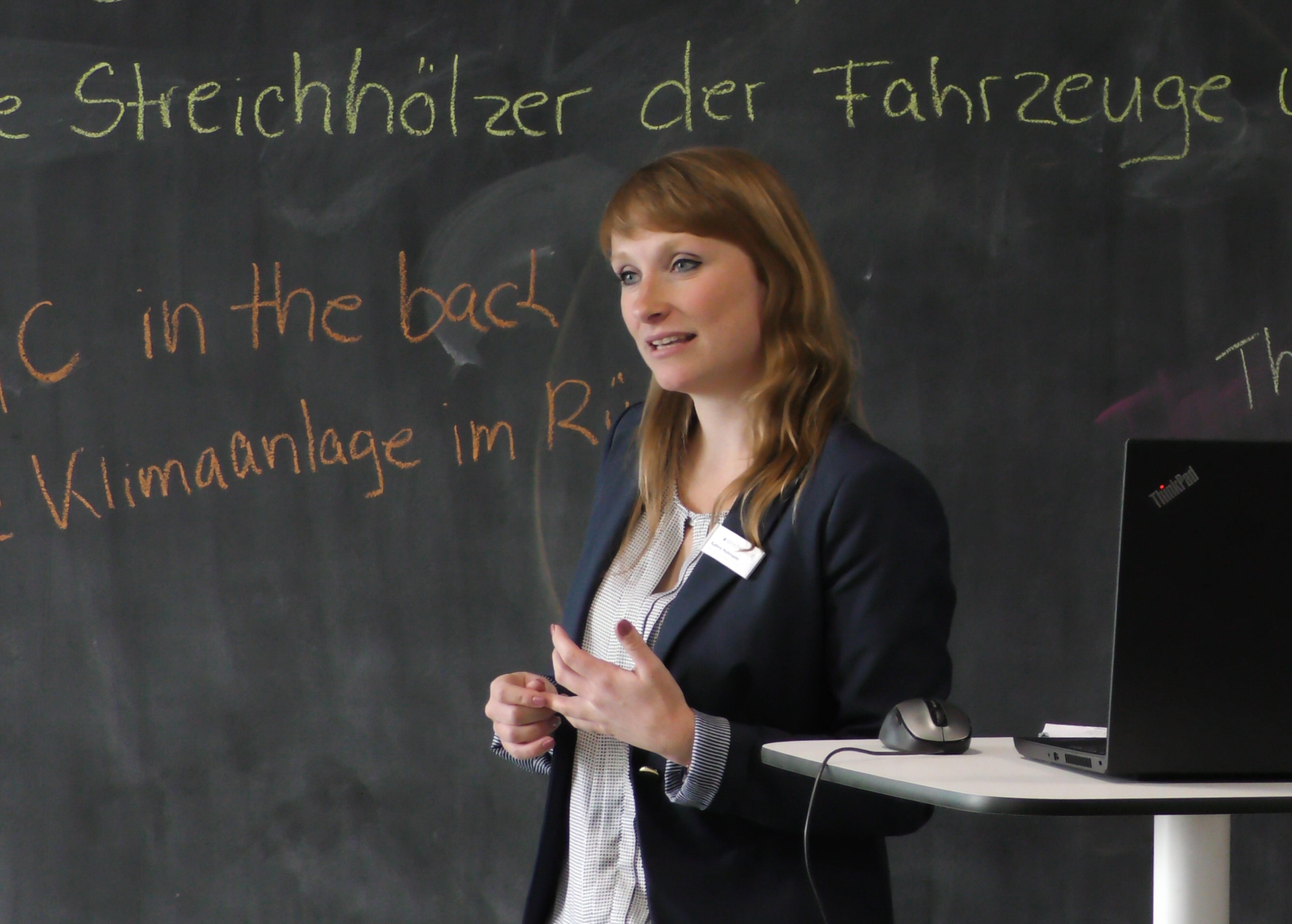 Kathrin Hohmann, project manager at gds Sprachenwelt GmbH, at her lecture on authordesk and memoQ