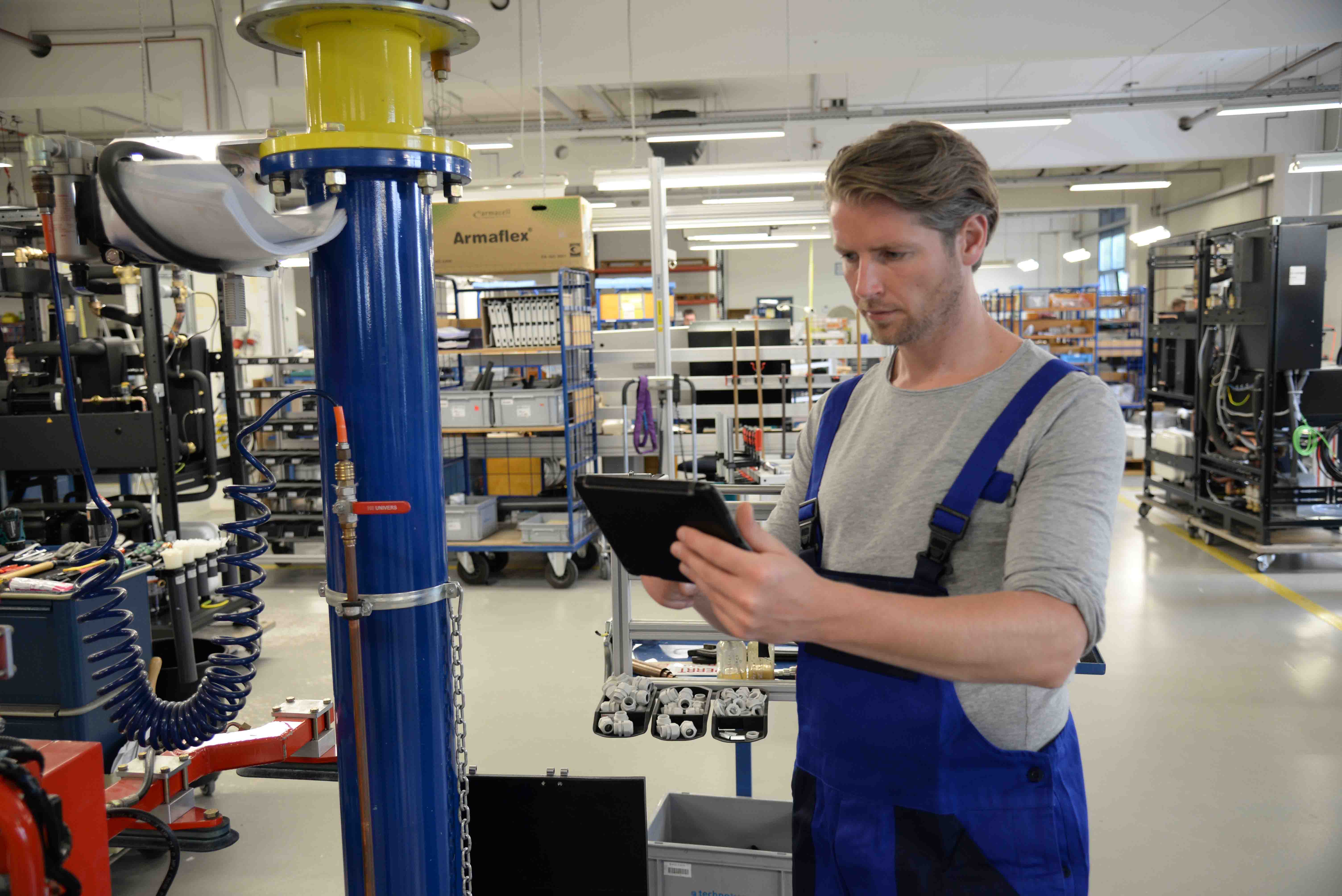 CE-Kennzeichnung leicht gemacht: Mit einem Redaktionssystem lassen sich die Technische Dokumentation und CE-Kennzeichnung schnell und flexibel erstellen und für verschiedene Darstellungsformen wie die mobile Nutzung optimieren
