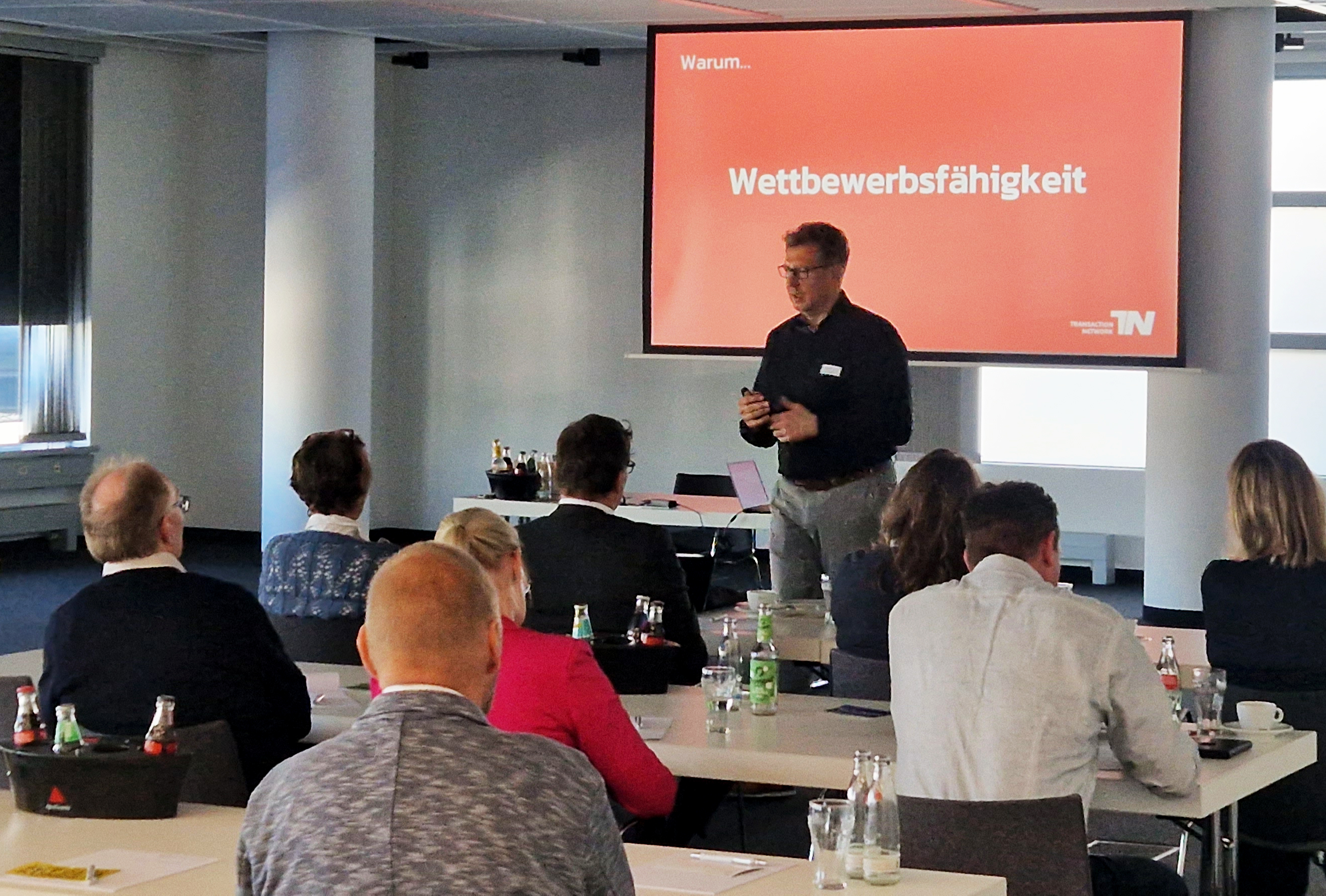 Gerd Bart von Transaction-Network informierte in seinem Vortrag über smarte Dokumente, digitale Zwillinge und noch mehr für die Digitalisierung im Maschinenbau