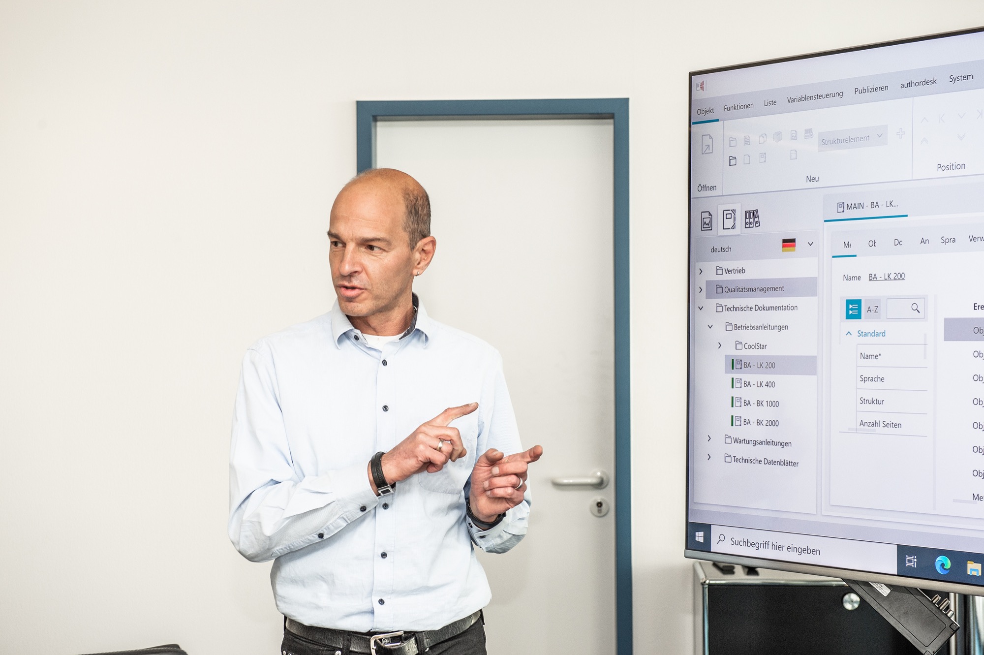 Christian Paul | Product Manager docuglobe