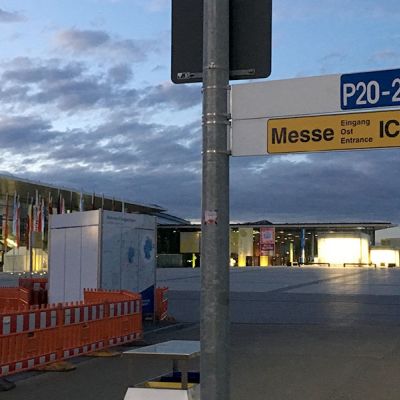 To tekom this way, please