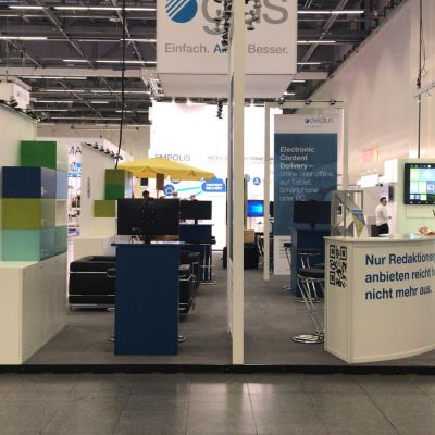 Ready. The stand looks as good as always, thanks to the whole construction team!